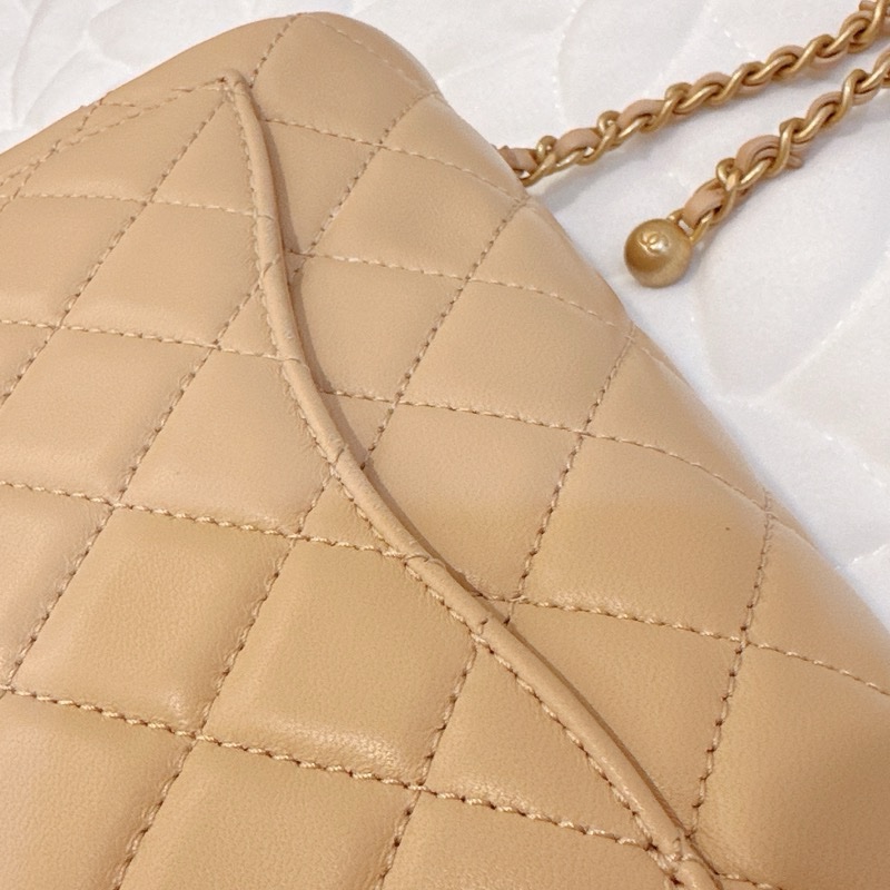 近全新｜勿議價🇫🇷Chanel方胖金球奶茶色 晶片 小羊皮 17公分-13