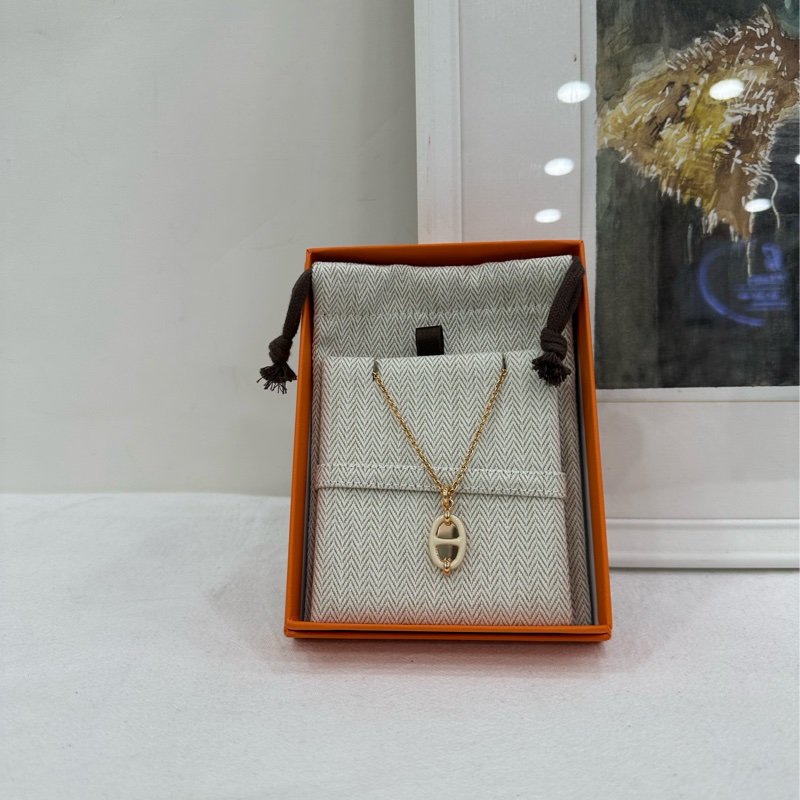 Hermes mini maillon項鍊 玫瑰金白色 豬鼻子項鍊 兩種長度可以調整 實物很有質感的-0