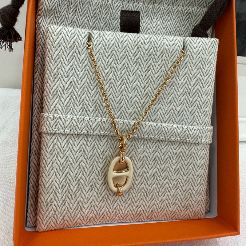Hermes mini maillon項鍊 玫瑰金白色 豬鼻子項鍊 兩種長度可以調整 實物很有質感的-1