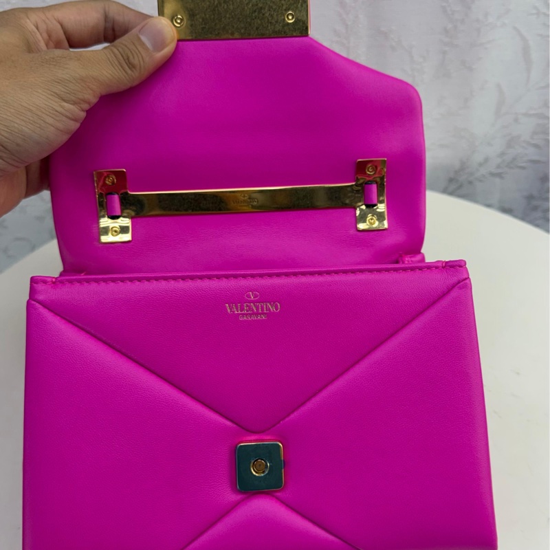 Valentino Garavani Leather bag-7