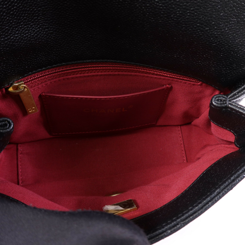 CHANEL 牛皮皮革Seasonal Matelasse金扣鏈帶肩背袋-12