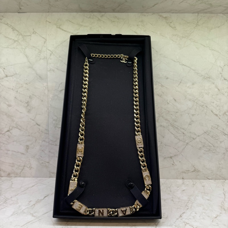 CHANEL字母方鑽淡金項鍊-3