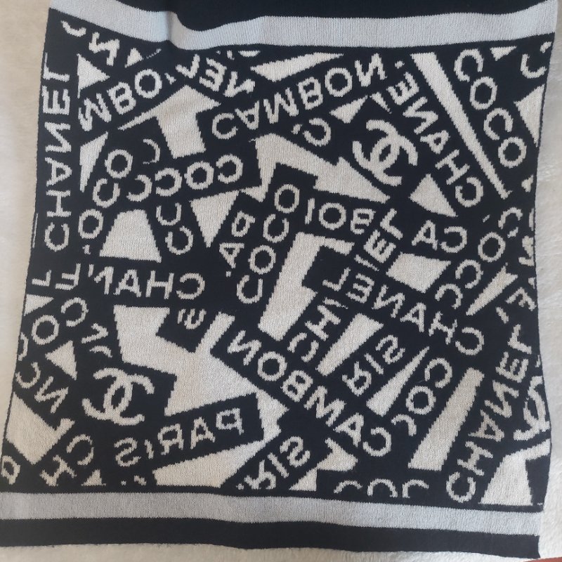 CHANEL香奈兒 經典雙C文字LOGO 羊絨圍巾-35