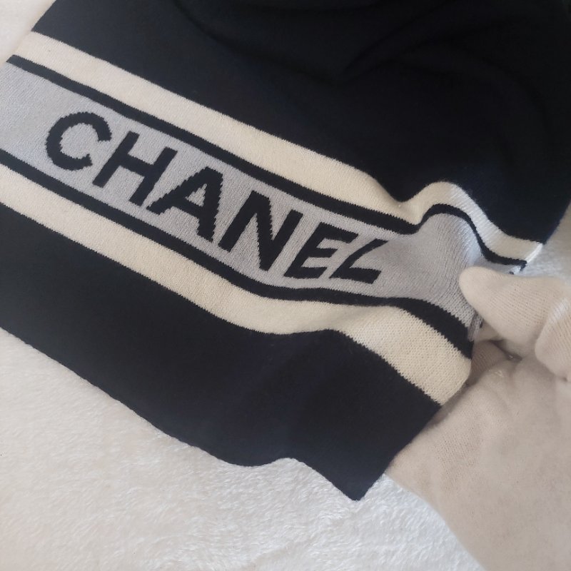 CHANEL香奈兒 經典雙C文字LOGO 羊絨圍巾-37