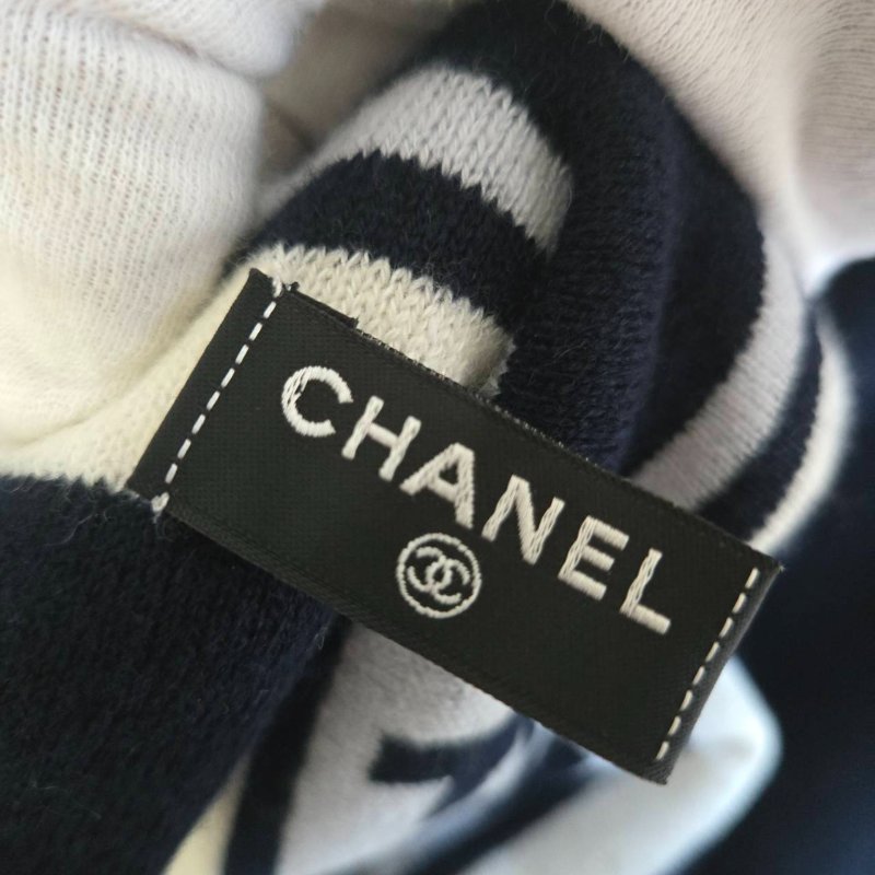 CHANEL香奈兒 經典雙C文字LOGO 羊絨圍巾-38