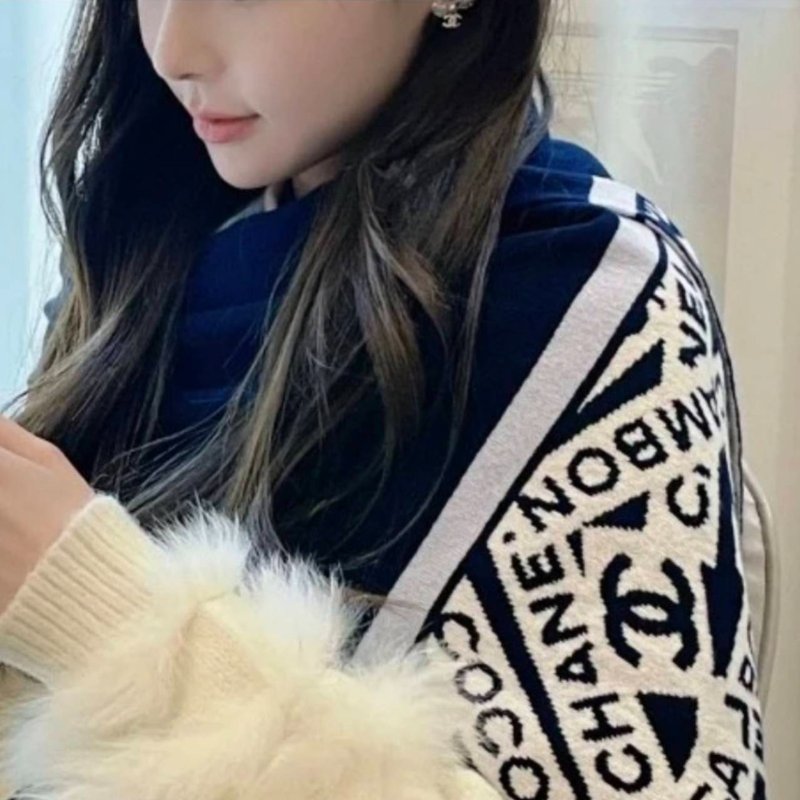 CHANEL香奈兒 經典雙C文字LOGO 羊絨圍巾-54