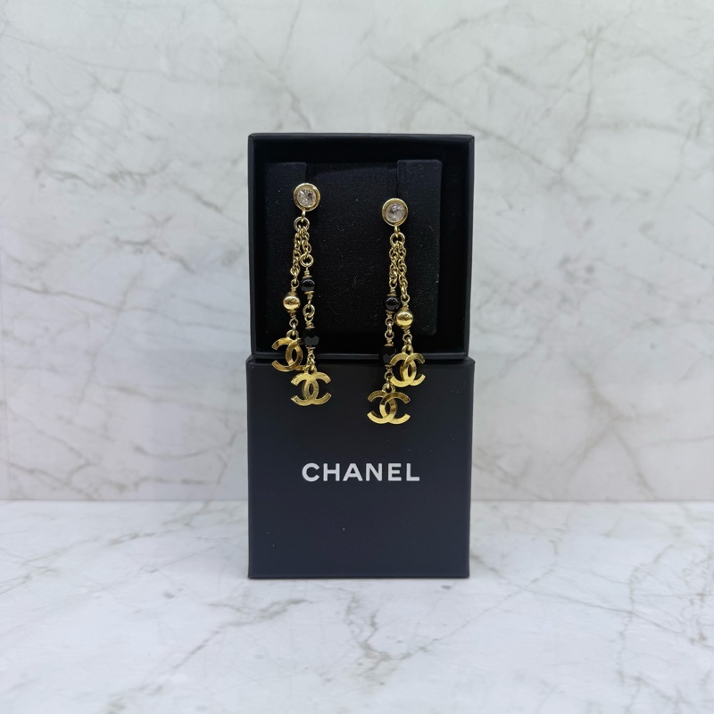CHANEL水鑽垂墜黑珠雙C耳環-0