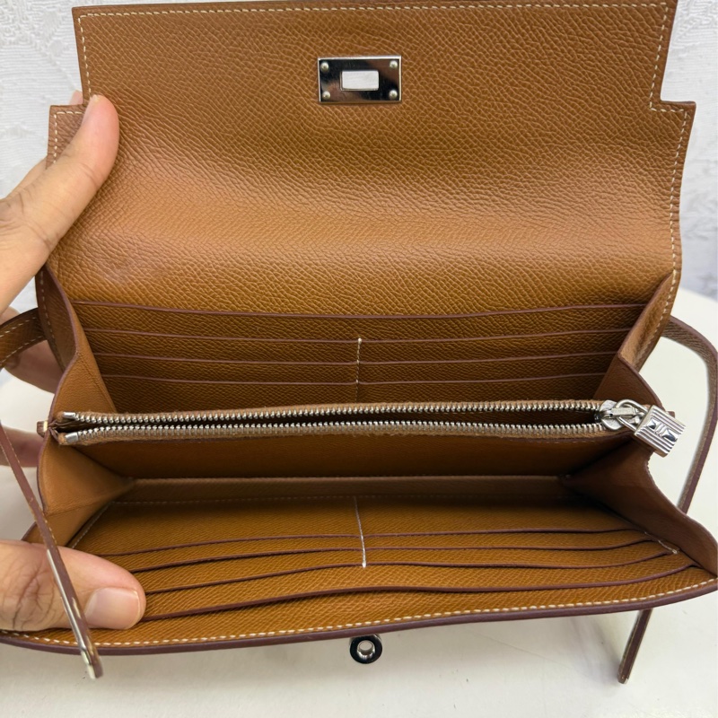 kelly wallet-1