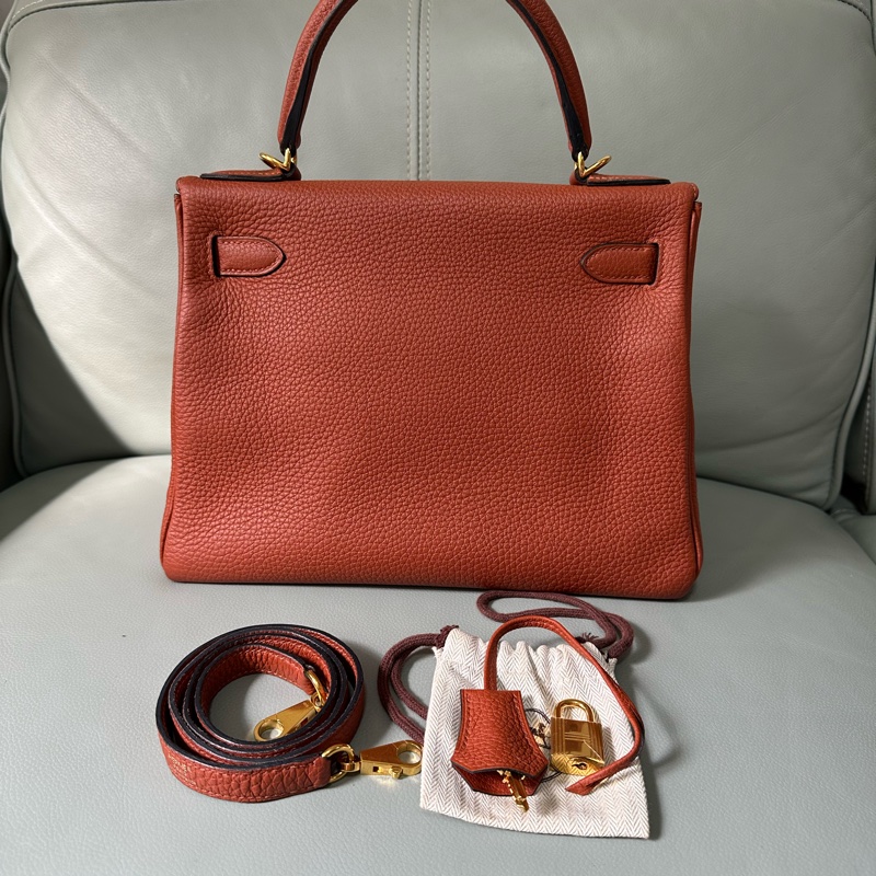 愛馬仕Kelly28 紅色金扣 A刻 保存狀態極佳,五金依舊煥亮如新,-4