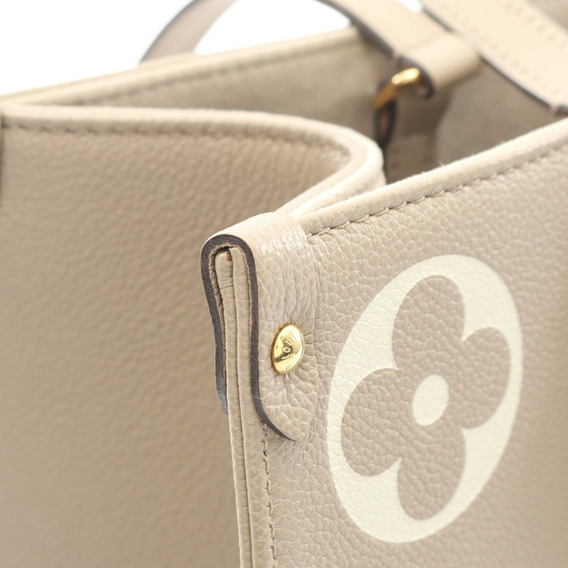 路易威登 On the Go MM 雙色手提包 M45494 Monogram empreinte 米色-6