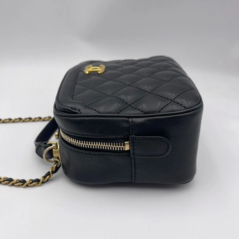 Chanel香奈兒小型經典化妝箱女士單肩包相機包-2