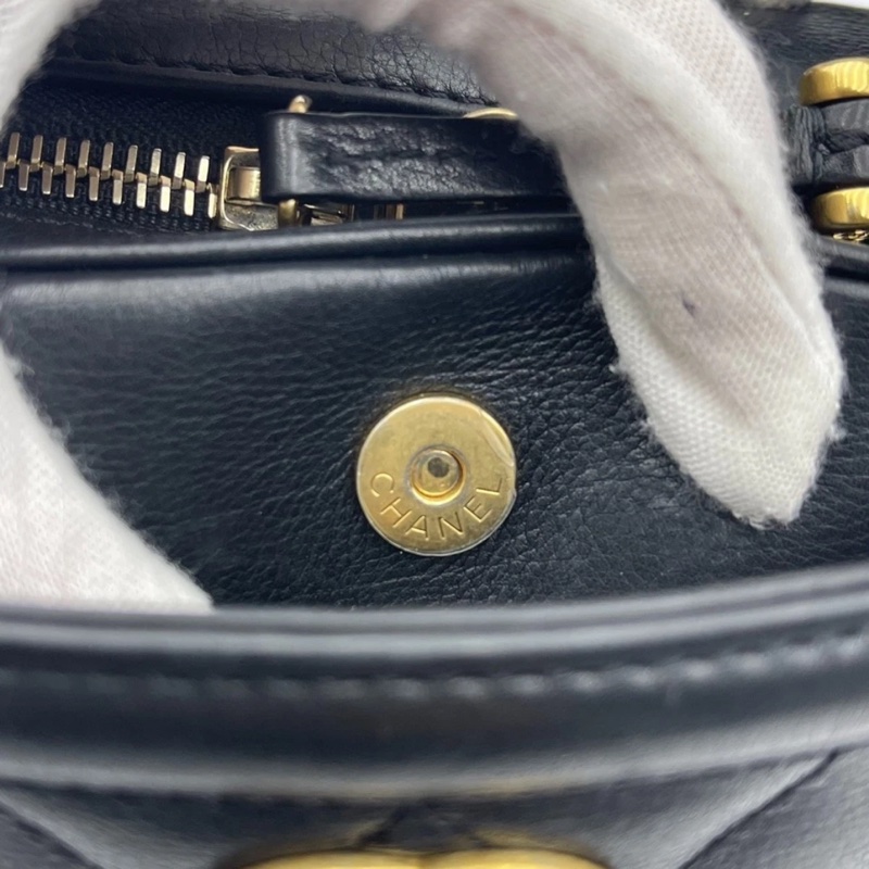 Chanel香奈兒小型經典化妝箱女士單肩包相機包-15