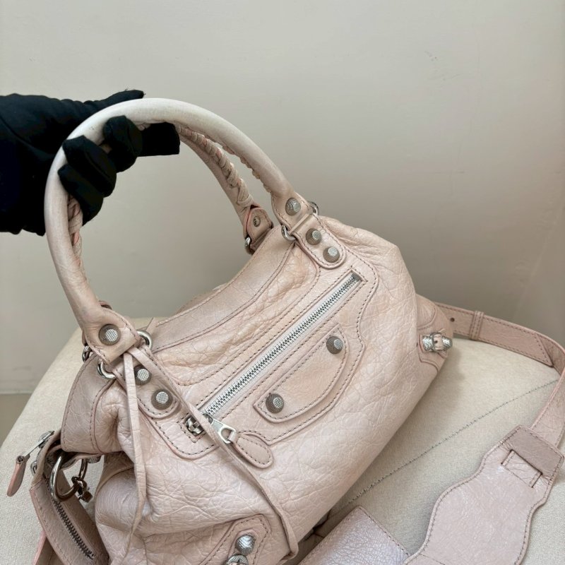 Balenciaga寶寶粉機車包-6