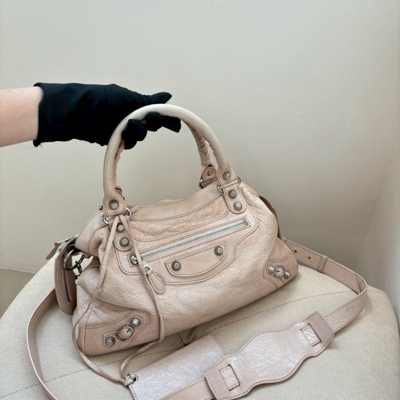 Balenciaga寶寶粉機車包-7