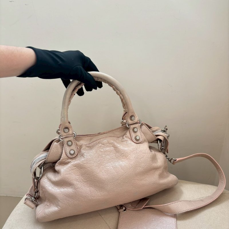 Balenciaga寶寶粉機車包-14