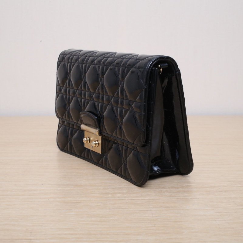 DIOR MissDior小號21黑色漆皮金扣2014肩背包-4