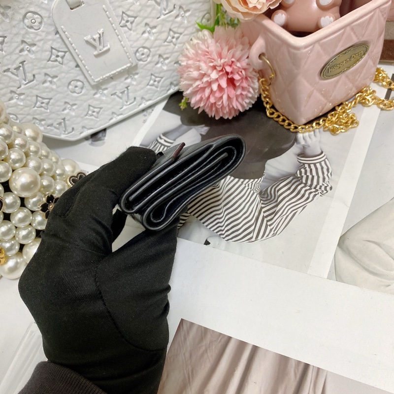 LV M63921 Lockmini三折短夾 🏅-9