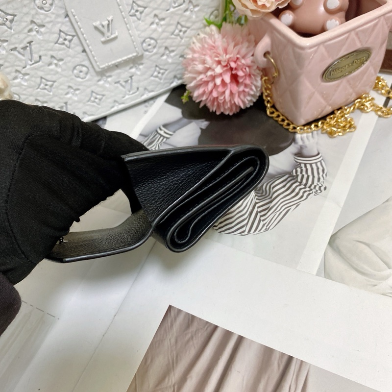 LV M63921 Lockmini三折短夾 🏅-14