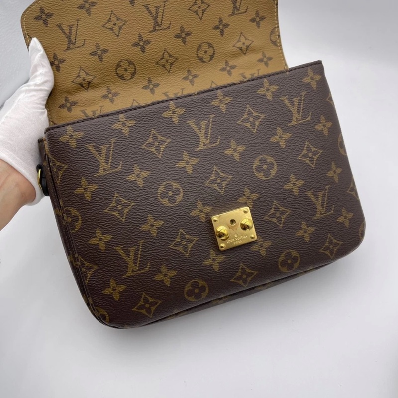 LV路易威登 Pochette Metis MM Monogram-9