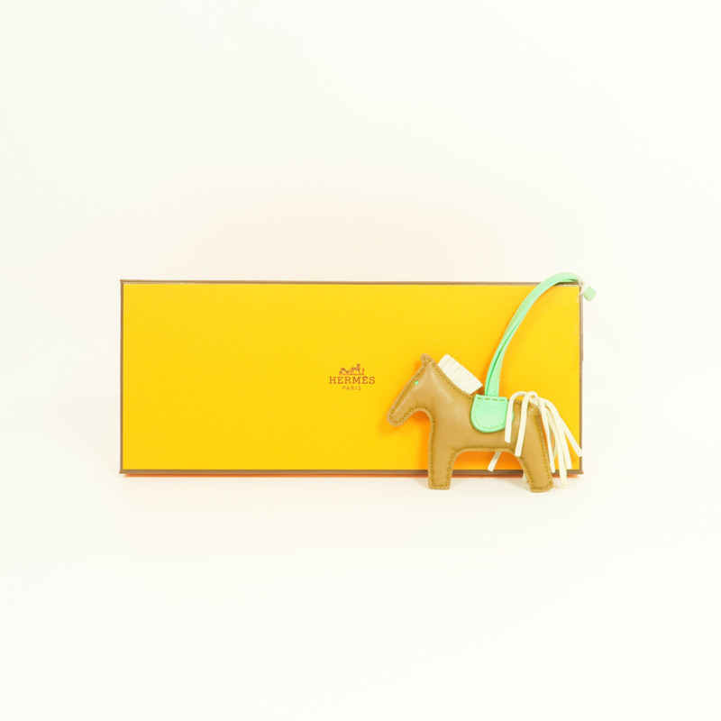HERMES Milo皮革Rodeo PM掛飾Kraft/Vert Comics-6