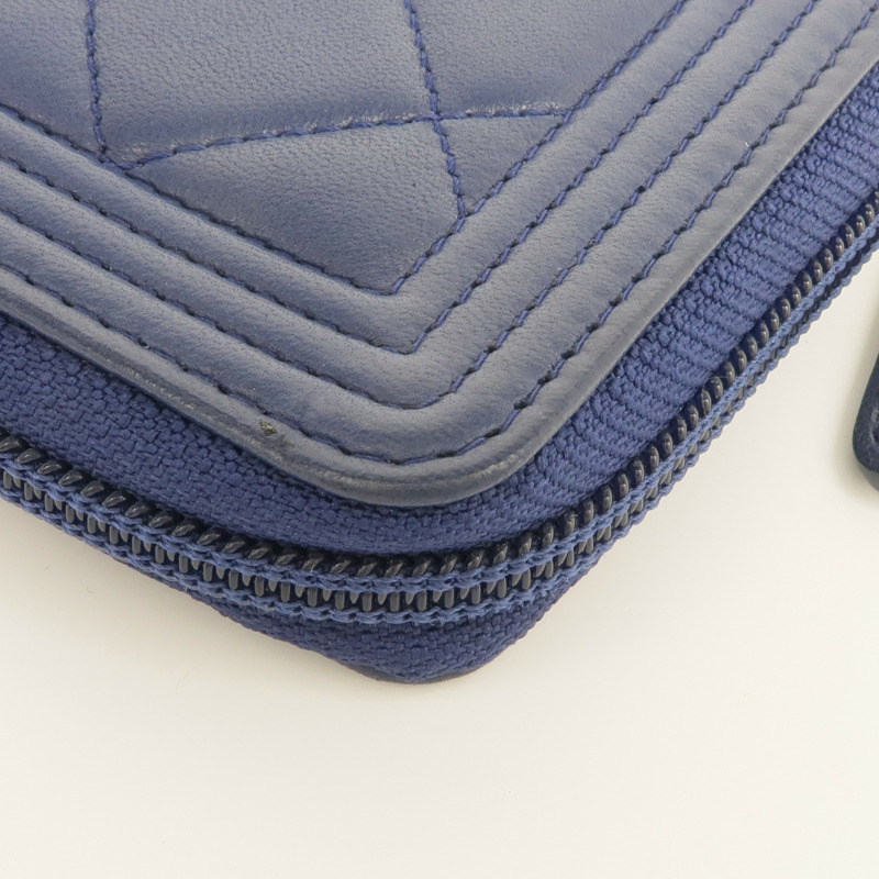 CHANEL 羊皮皮革Boy Zipped Wallet金扣錢包-9