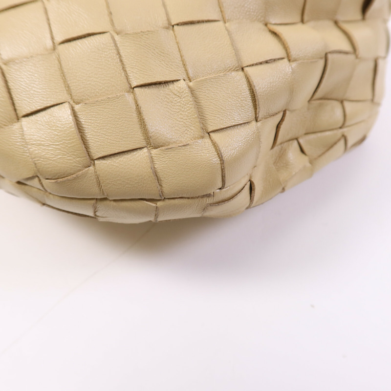 BOTTEGA VENETA 羊皮皮革Mini Jodie金扣手挽袋-6