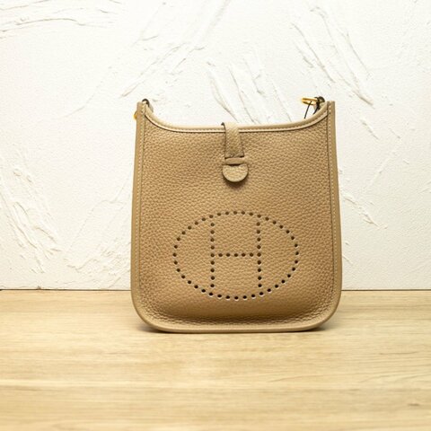 HERMES HERMESMINIEVELYNUSTAMP風衣灰肩背包