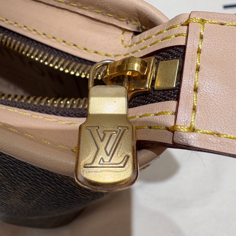 【現貨|超萌小包】Louis Vuitton Neverfull BB 迷你托特包|經典老花圖騰 × 寬背帶設計|附原廠LOGO刺繡肩背帶|迷你尺寸超可愛!-4