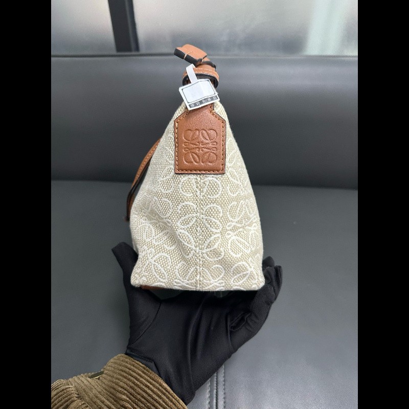 LOEWE Cubi 小號飯盒包-4