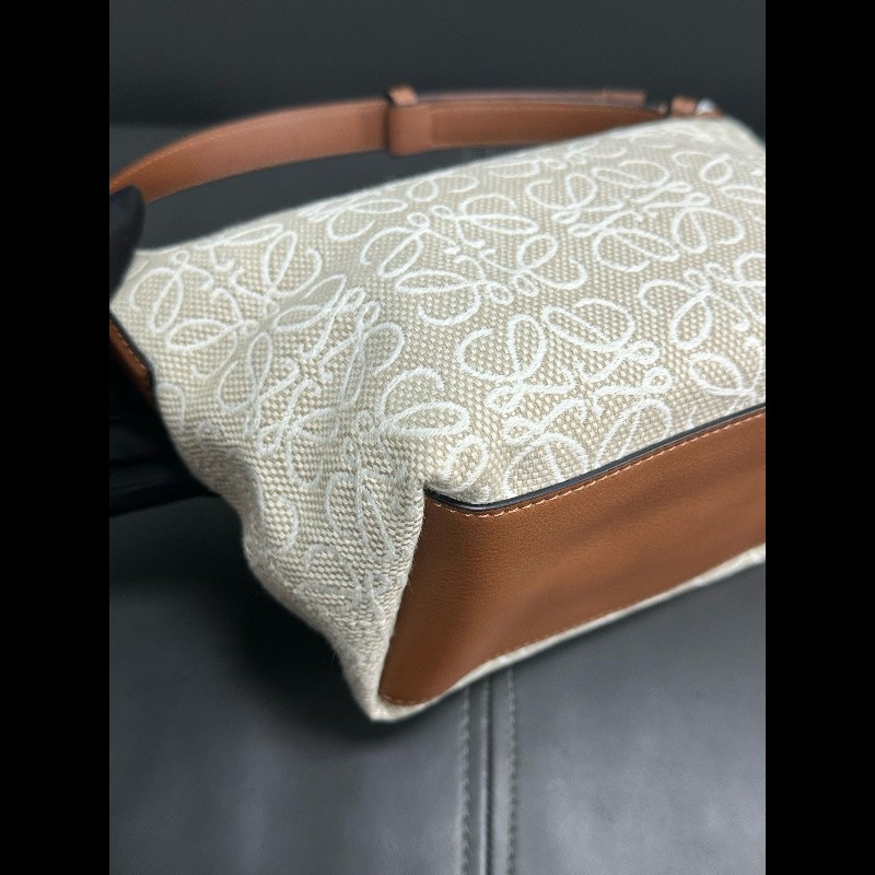 LOEWE Cubi 小號飯盒包-6