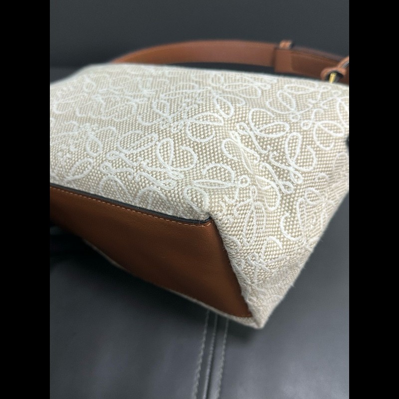 LOEWE Cubi 小號飯盒包-7