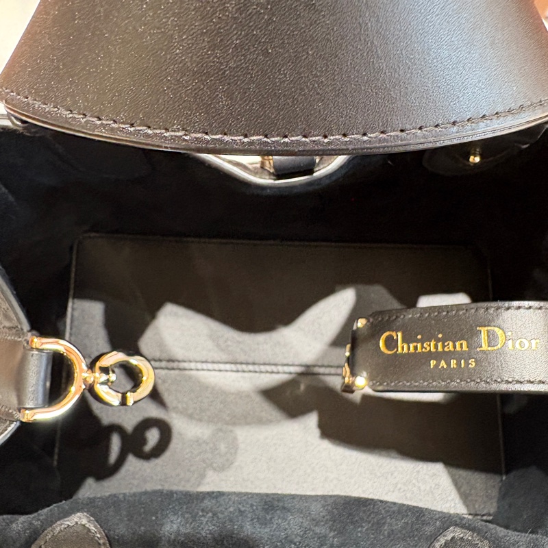 【現貨｜優雅極簡】Dior Toujours 小號手提包｜黑色籐格紋小牛皮｜附同色拉鍊內袋｜精緻百搭輕精品之選-5
