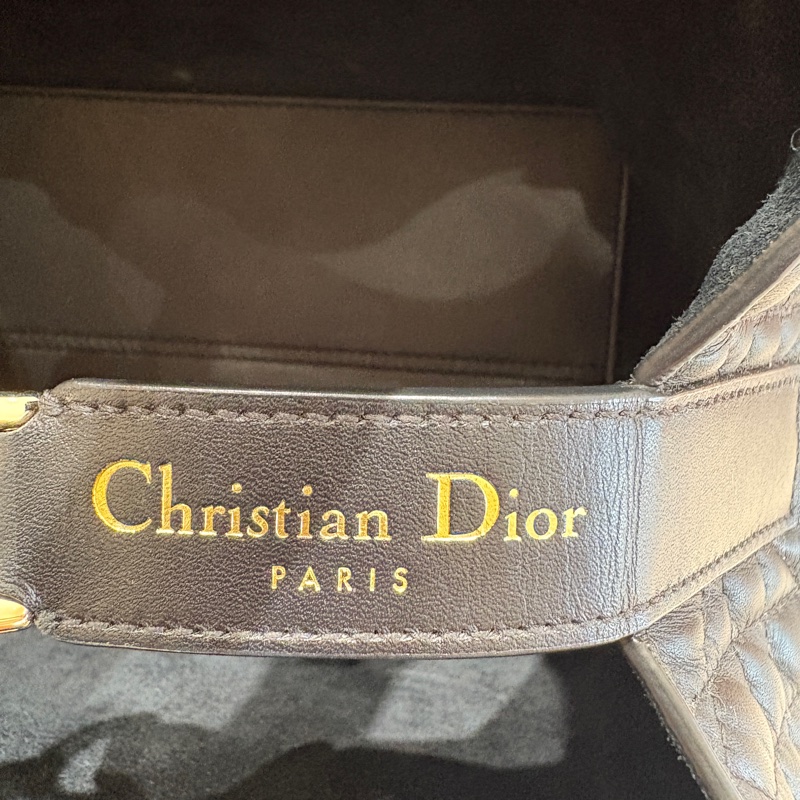 【現貨｜優雅極簡】Dior Toujours 小號手提包｜黑色籐格紋小牛皮｜附同色拉鍊內袋｜精緻百搭輕精品之選-13