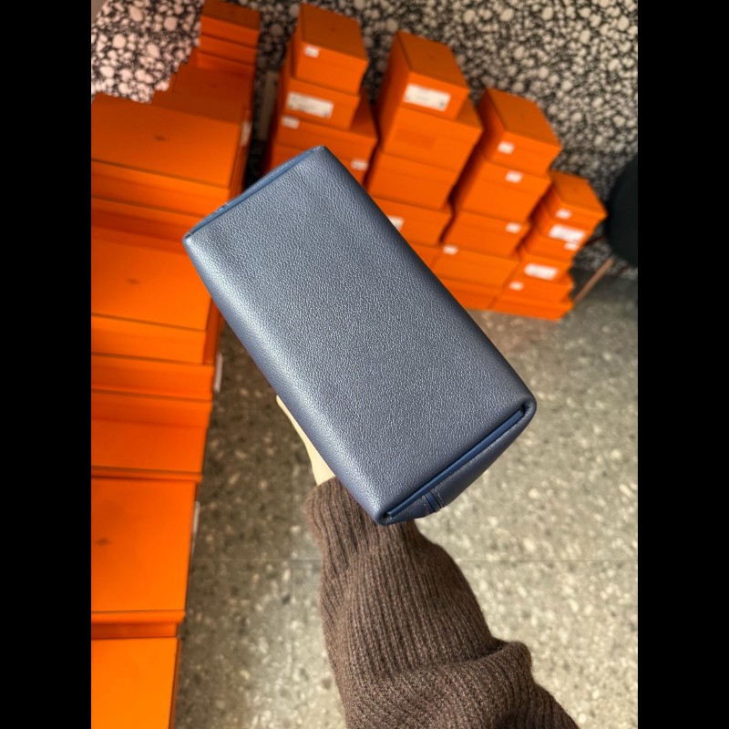 Hermes 2424mini
午夜蓝-1