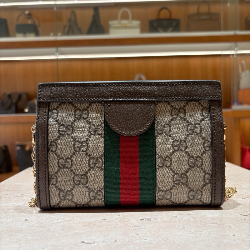 【現貨|復古風潮】Gucci Ophidia GG Mini 老花鏈條包|經典紅綠織帶 × 金鍊條肩背包|義式小方包推薦-1