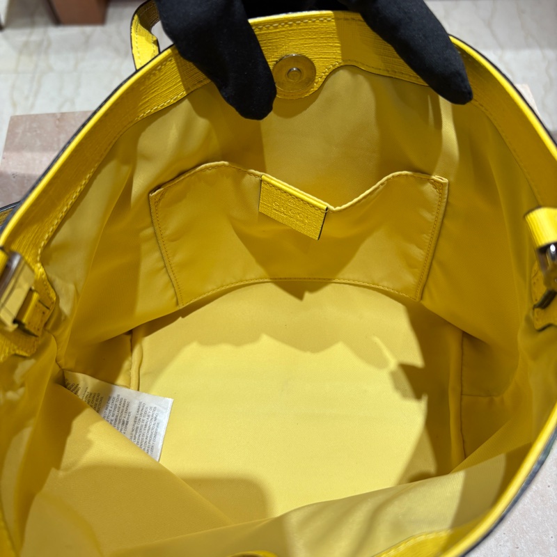 【現貨!限量潮流款】Gucci Smiling Tote 微笑植物托特包|GG Supreme × 藝術聯名|獨特視覺 × 實用托特包設計-8