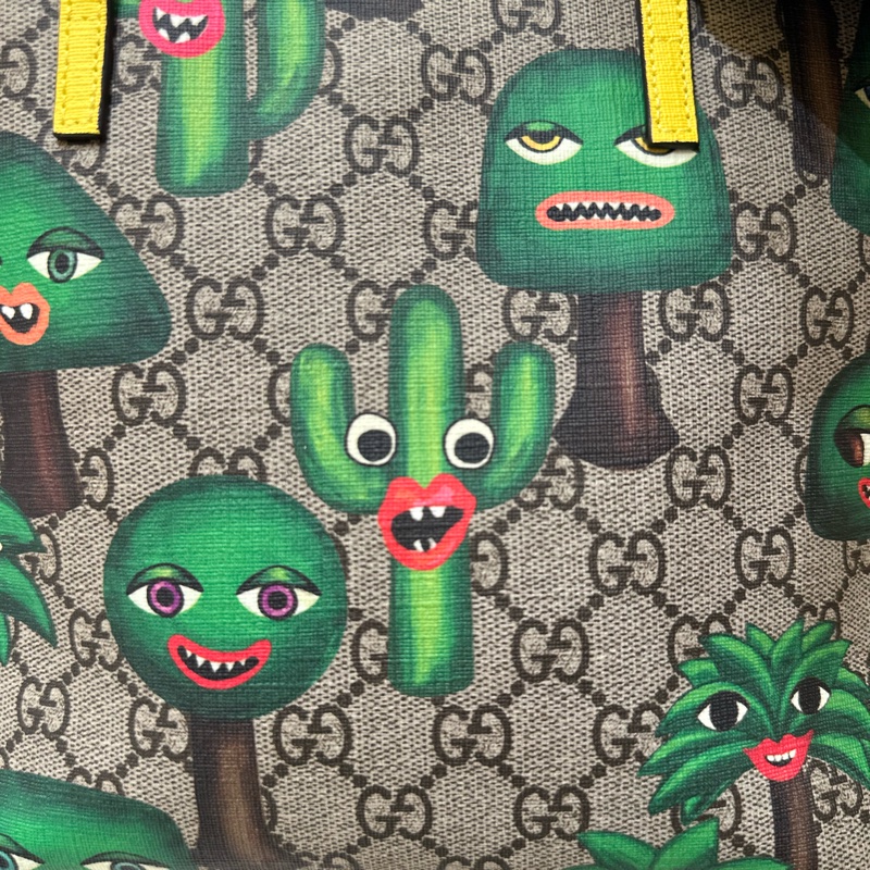 Gucci Smiling Tote 微笑植物托特包|GG Supreme × 藝術聯名|獨特視覺 × 實用托特包設計-3