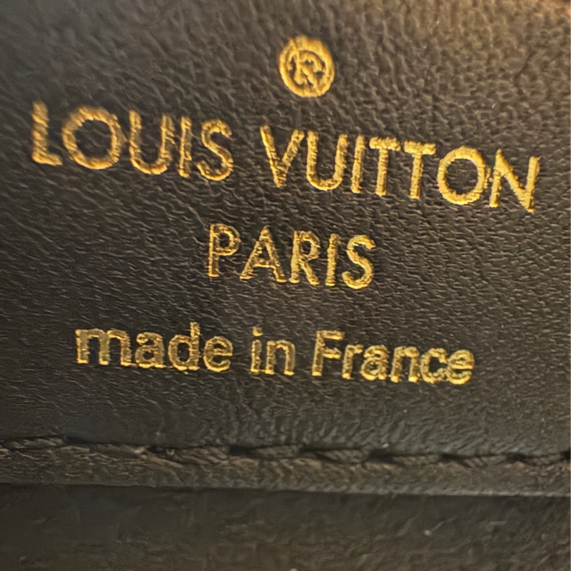 【現貨|鎖住你的品味】Louis Vuitton Locky BB|Monogram 經典老花 × 大鎖造型磁扣|斜背&手提雙用包-5
