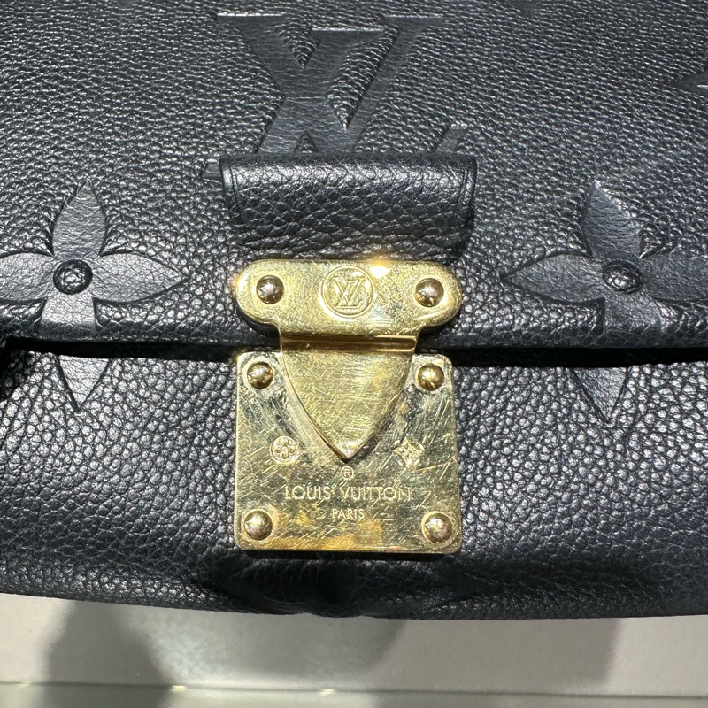 LOUIS VUITTON Favorite 经典老花 饺子包腋下包单肩包-5