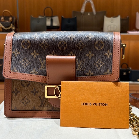 【現貨｜復古新經典】Louis Vuitton Dauphine MM 肩背包｜老花拼色設計｜LV金釦磁扣開闔｜可調式肩背斜背兩用