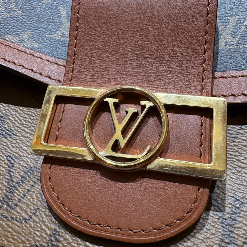 【現貨｜復古新經典】Louis Vuitton Dauphine MM 肩背包｜老花拼色設計｜LV金釦磁扣開闔｜可調式肩背斜背兩用-7