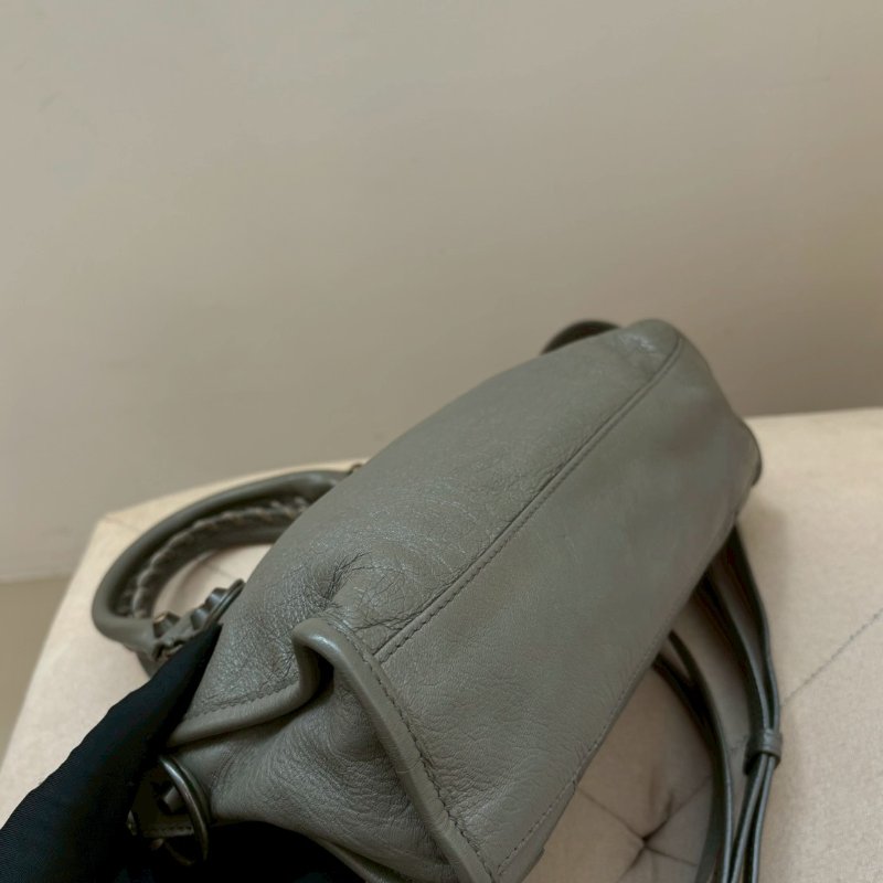 Balenciaga mini機車包-6