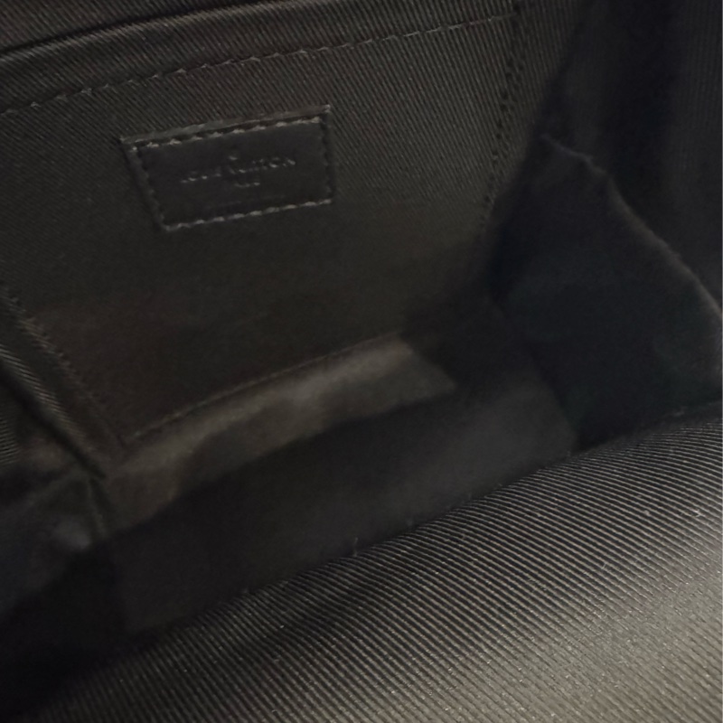 LV花紋mini後背包 超可愛😻-12