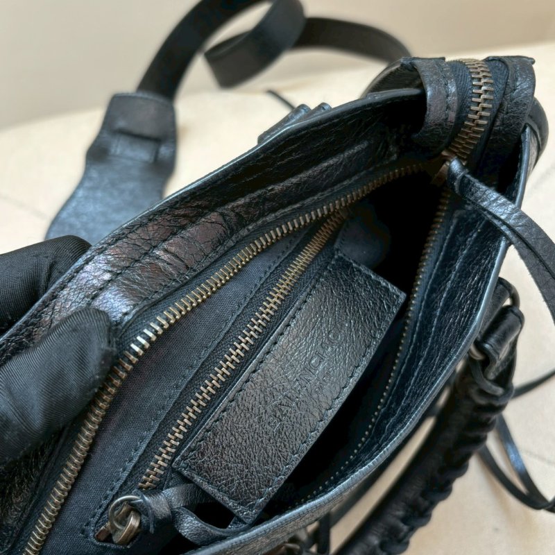 Balenciaga mini機車包-3