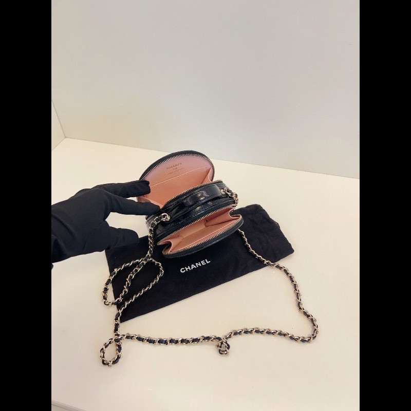 Chanel handle Mini Round Vanity Case
黑金油蜡皮雙層圓餅包🍪-7
