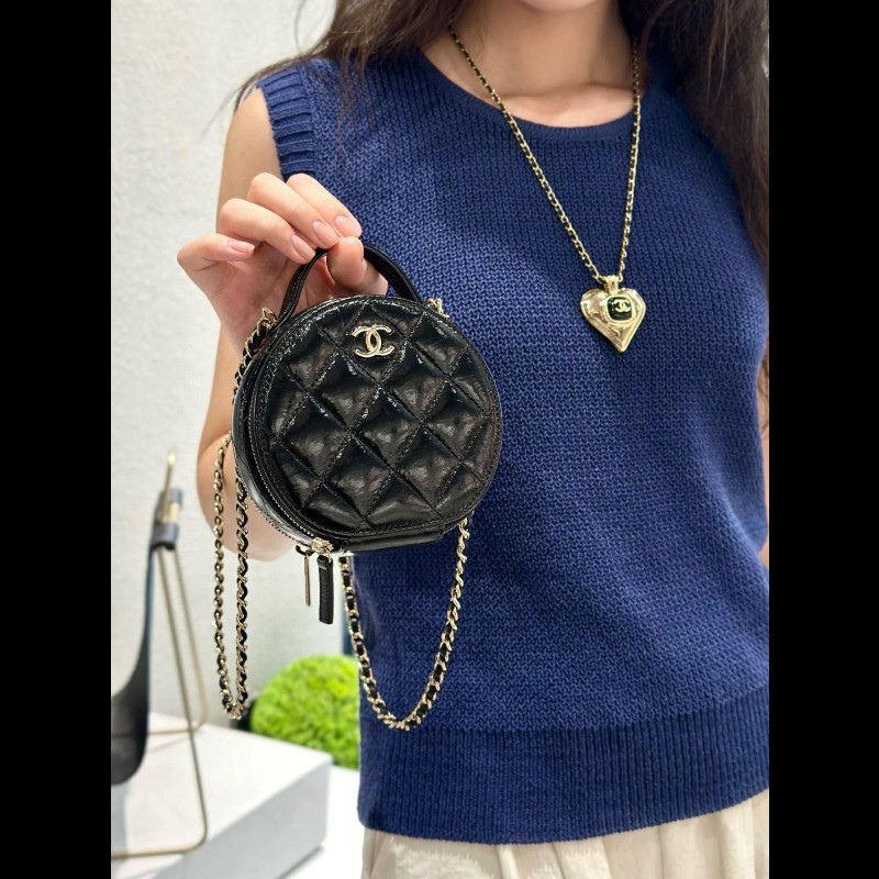 Chanel handle Mini Round Vanity Case
黑金油蜡皮雙層圓餅包🍪-8