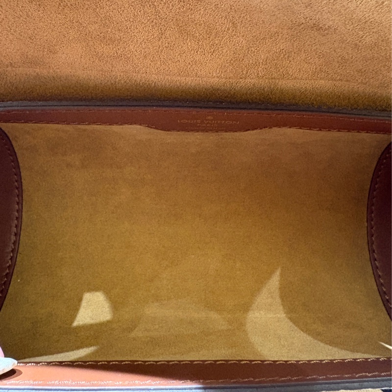【台中現貨+限量款】Louis Vuitton Papillon Trunk 圓筒包|老花經典|復古旅行箱靈感|雙背帶設計-9