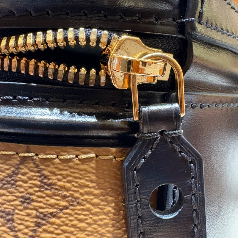 【台中現貨,極新保存】Louis Vuitton CANNES 雙色老花圓桶包|復古化妝箱造型|鎖頭吊飾|手提/肩背/斜背三用-11