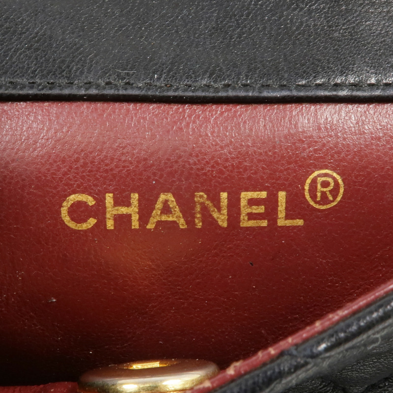 CHANEL 羊皮皮革Chain Shoulder金扣鏈帶肩背袋-13