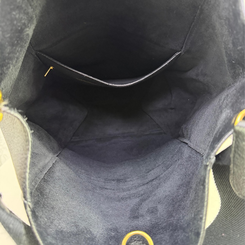 Celine sangle bucket 牛皮革桶包-6